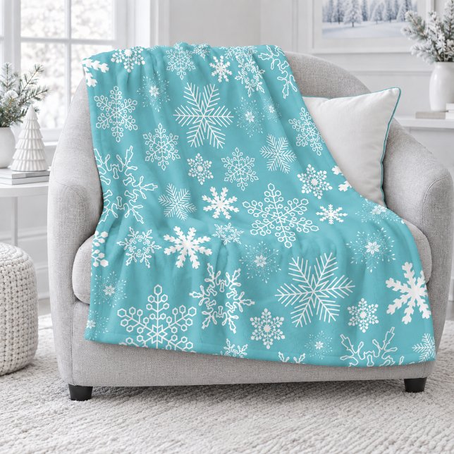 Robin Egg Blue White Snowflake Pattern Fleece Blanket (Creator Uploaded)