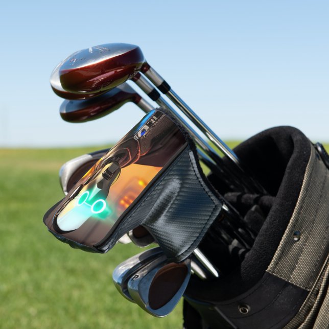 Robot 2 golf club putter head cover (In Situ)