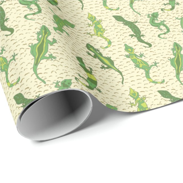 Rock Climbing Geckos on yellow - seamless pattern. Wrapping Paper (Roll Corner)