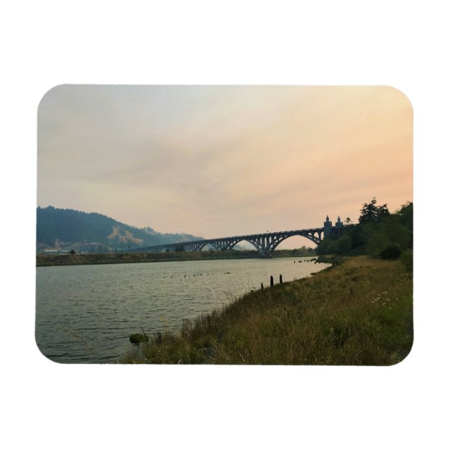 Rogue River, OR Magnet (Horizontal)