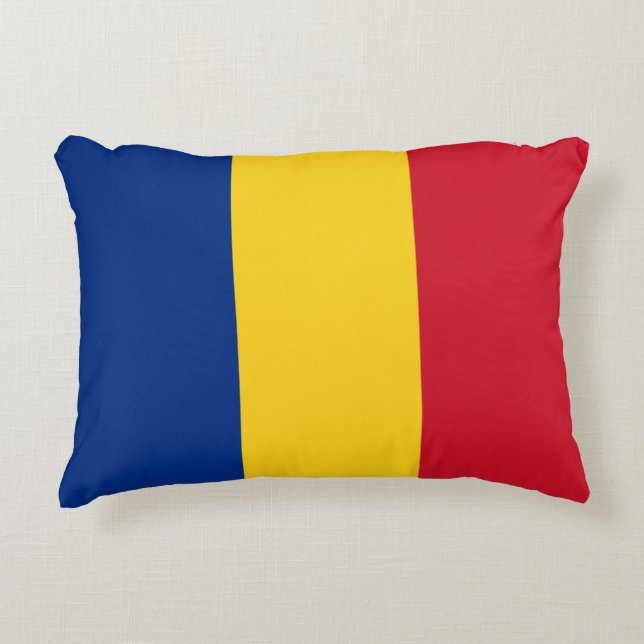 Romania flag accent pillow (Front)
