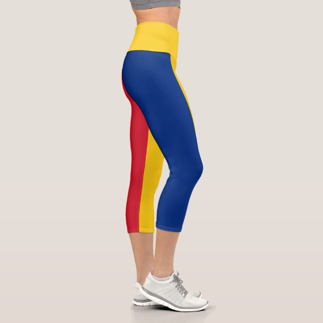 Romania Flag Capri Leggings (Right)