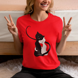 Romantic Black and White Cats in Love Valentine’s T-Shirt