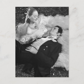 Romantic Couple French Postcard