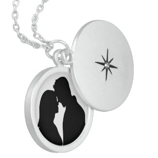 ROMANTIC COUPLE SILHOUETTE