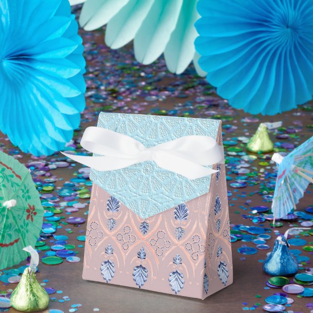 Romantic design favor boxes (Party)