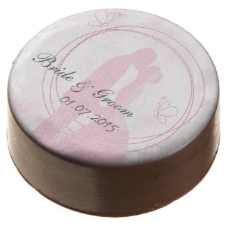 Romantic Dreamy Pink Wedding Couple Oreo