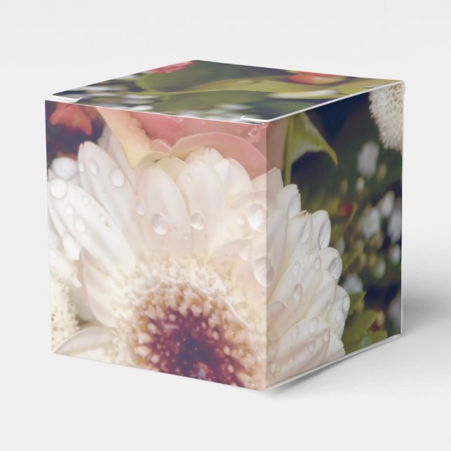 Romantic Flower Bouquet Favor Boxes (Front Side)