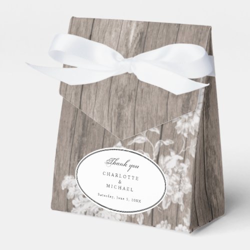 Romantic flower print on wood wedding favor box
