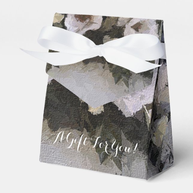 Romantic Flowers | Roses on Lavender Favor Boxes (Front Side)