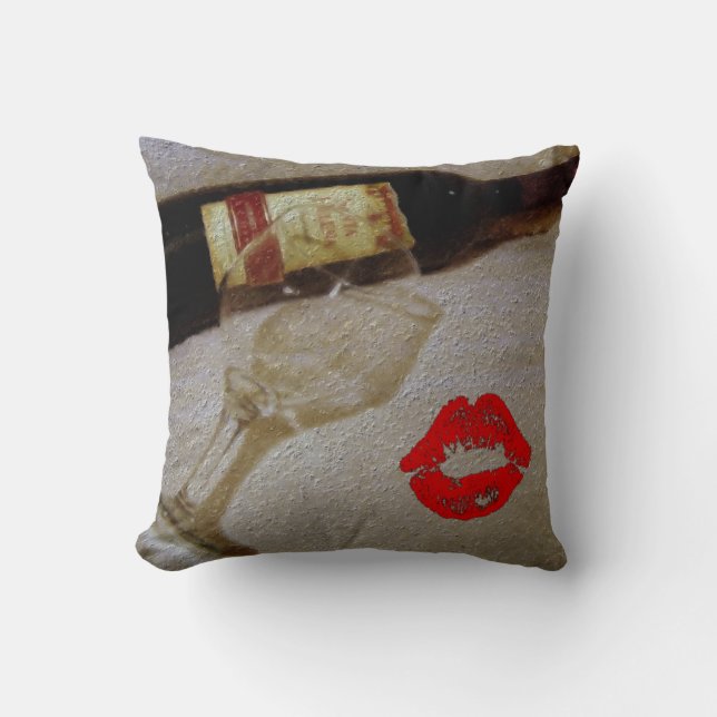 Romantic kiss Red wine glasses I Love Wine Throw Pillow (Front)