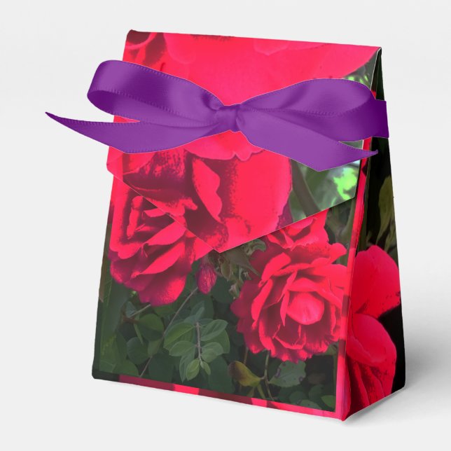 Romantic Red Rose Flower Gift  Favor Boxes (Front Side)