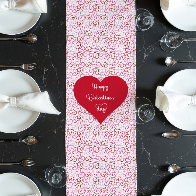 Romantic Valentine Table Runner With Love Hearts (Romantic Valentine Table Runner With Love Hearts)