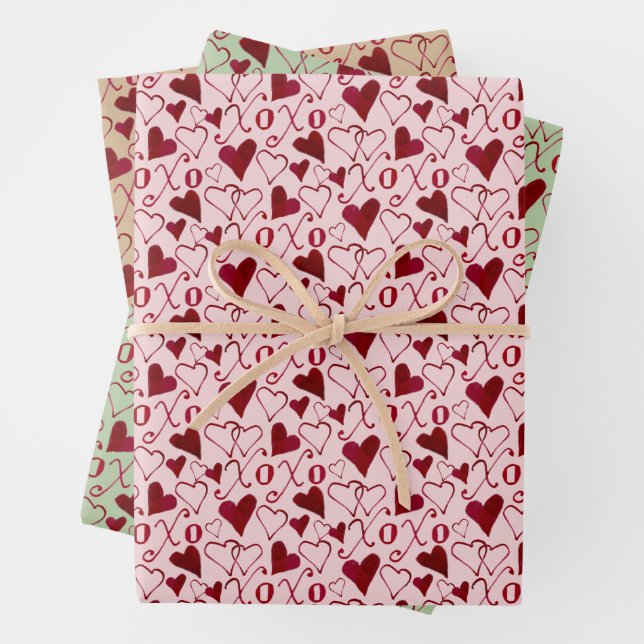 Romantic XXOO Calligraphy Hearts Valentine's Day Wrapping Paper Sheets (In situ)