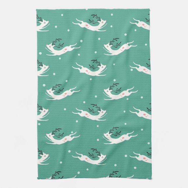 Rompin' Reindeer Pattern Towel (Vertical)