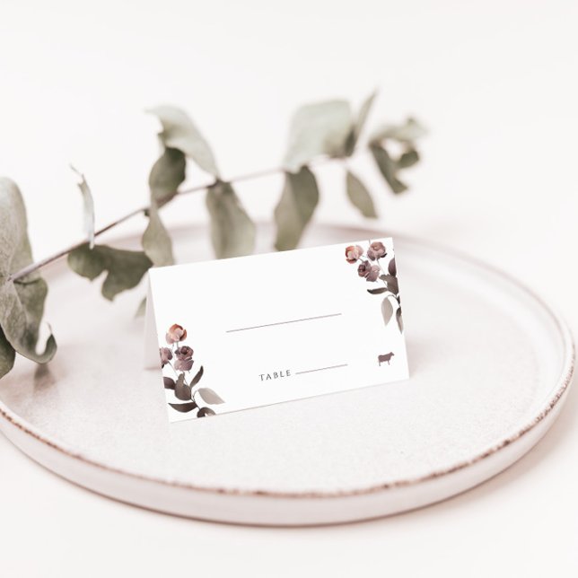 Rose Folded Wedding Place Card with Beef Meal (Creator Uploaded)