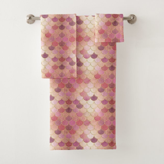 Rose Gold Shimmer Mermaid Scale Pattern Bath Towel Set (Insitu)