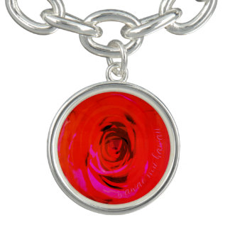 Rose Red 1974, Bracelet