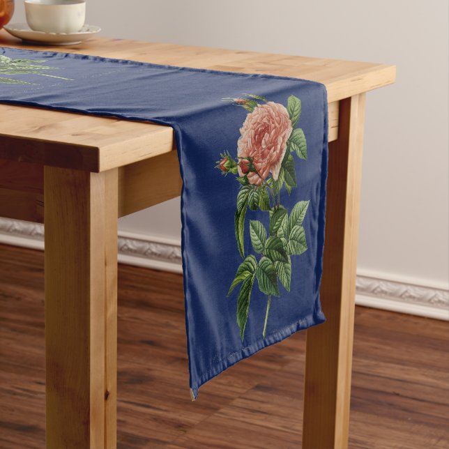 Rose Roses Rosen Short Table Runner (In Situ)