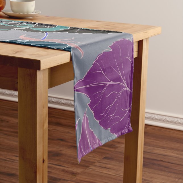 Roses 31 short table runner (In Situ)