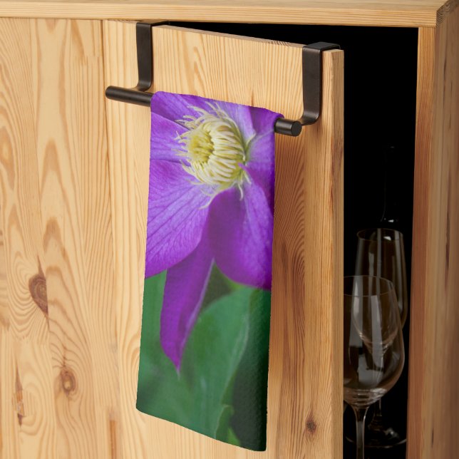 roses kitchen towel (Thirds Fold)