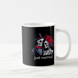 Roses Skeleton Bride & Groom, Just Married Elo Coffee Mug