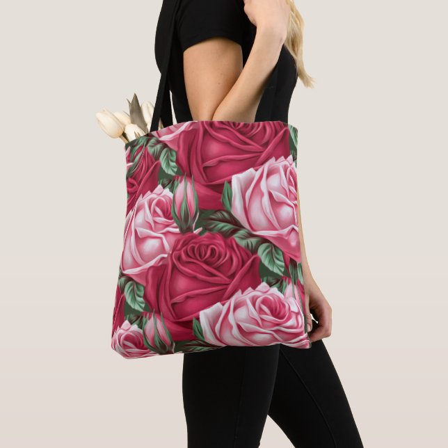 Roses  tote bag (Close Up)