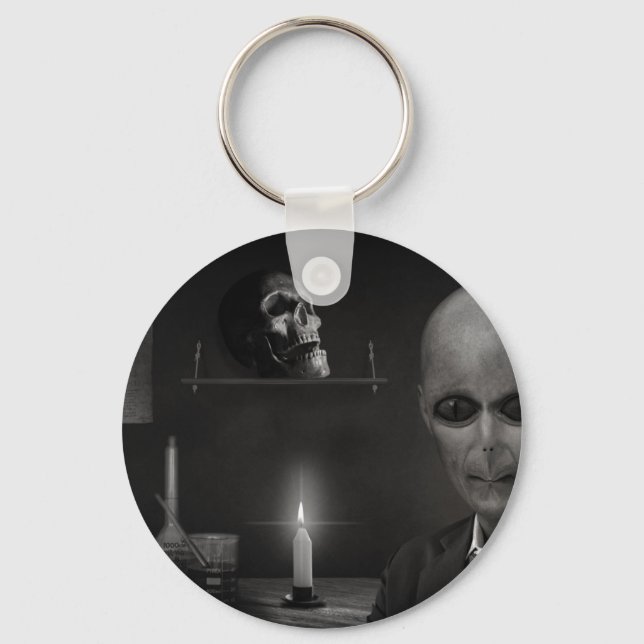 roswell alien keychain (Front)