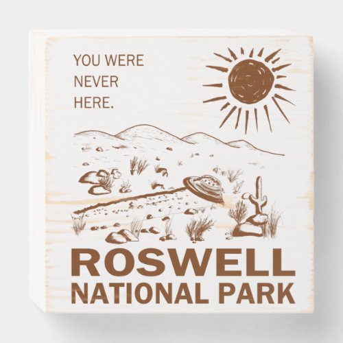 Roswell National Park UFO Flying Saucer Aliens Wooden Box Sign