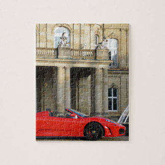 Roter italienischer Sportwagen vor Schloss Jigsaw Puzzle