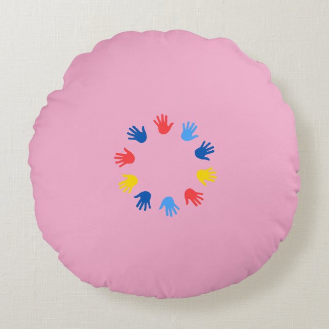 Round Almofada (40.64cm) Hands Pillow (Front)