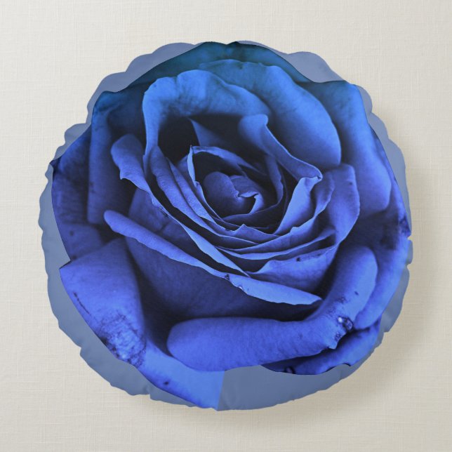 round blue rose pillow (Front)