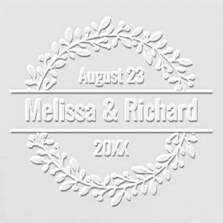 Round Botanical Berry Wreath Custom Names Date Embosser