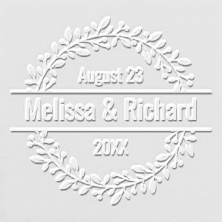 Round Botanical Berry Wreath Custom Names Date Embosser