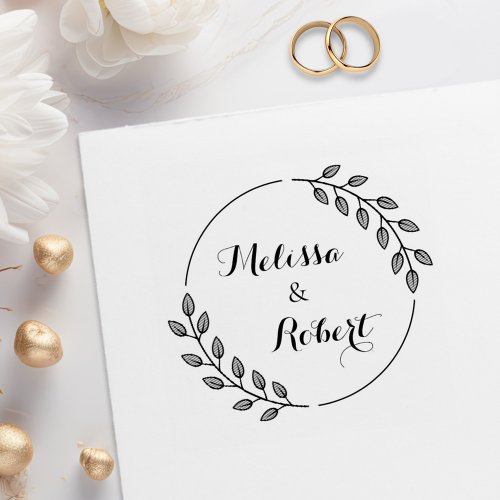 Round Leaves Wreath Custom Names