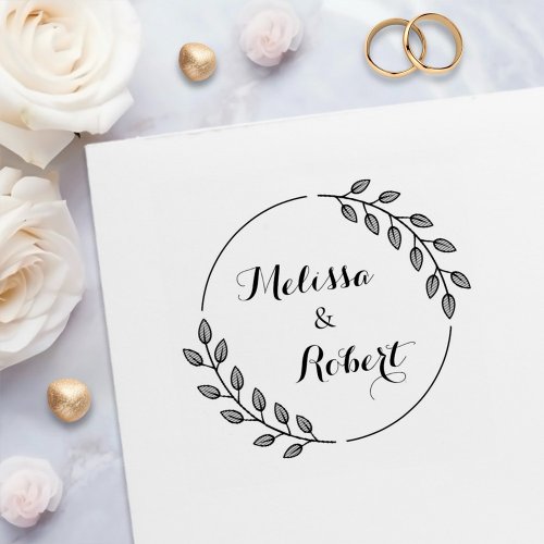 Round Leaves Wreath Custom Names