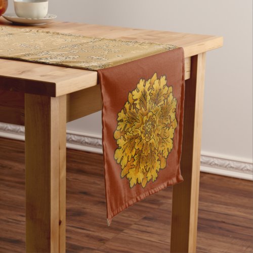 Round Oak Leaves Medium Table Runner