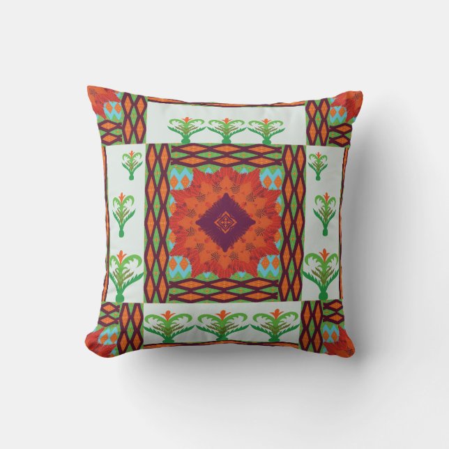 Round Pillow (Front)