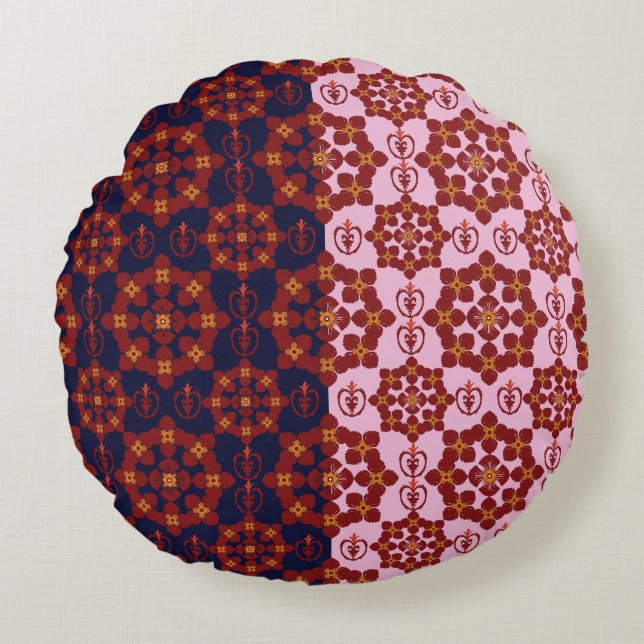 Round Pillow (Front)