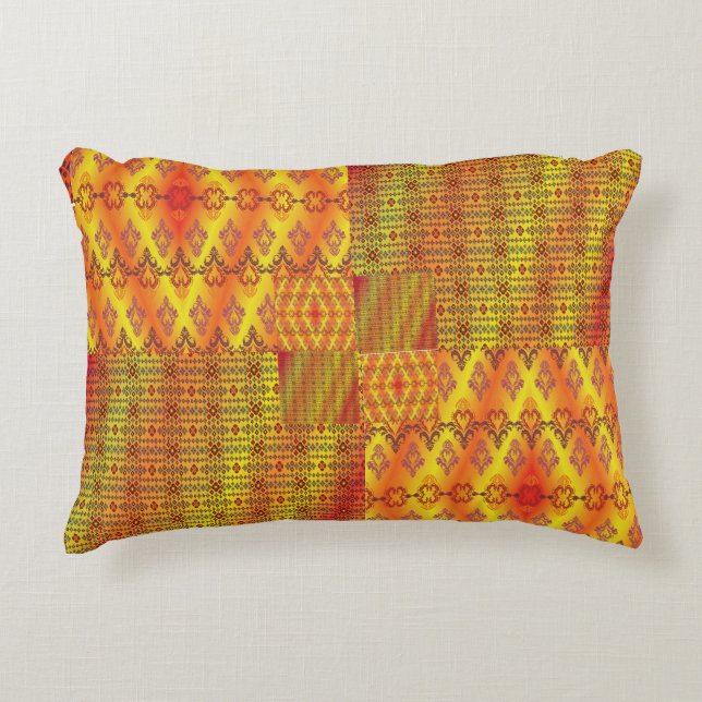 Round Pillow (Front)