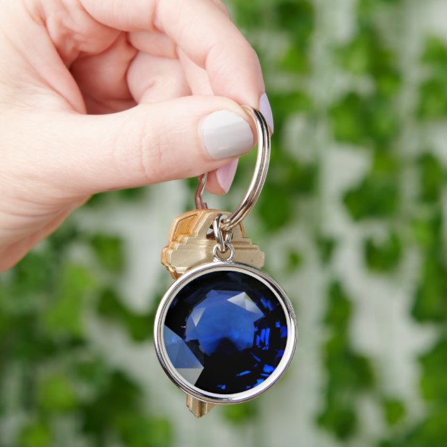 Round Sapphire Keychain (Hand)