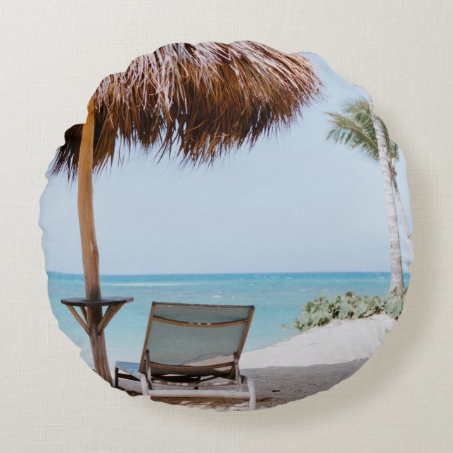 Round Throw Pillow (16") (Front)