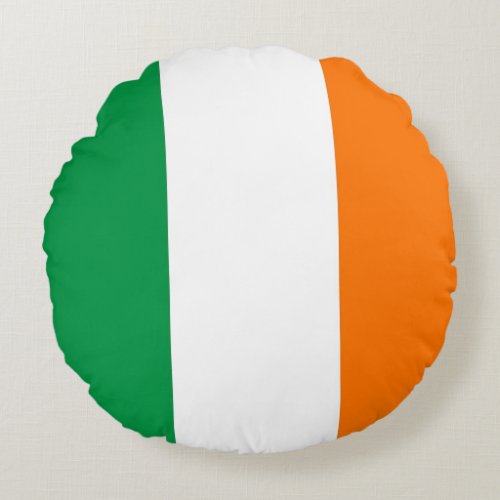 Round Throw Pillow with flag of Ireland