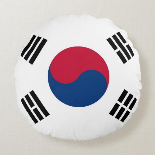 Round Throw Pillow with flag of South Korea