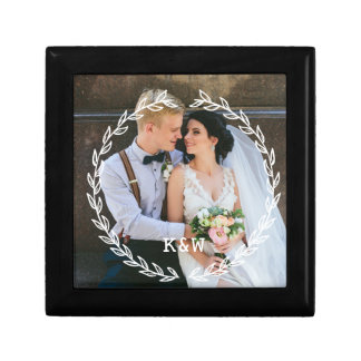 Round Vintage Frame Monogrammed Photo Gift Box