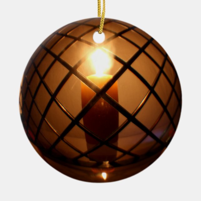 Round Wire and Candle Ornament (Front)