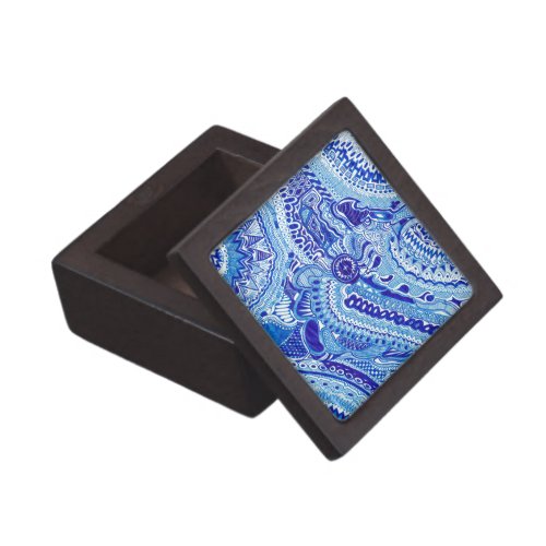 Royal Blue and White Ming style pattern art Keepsake Box
