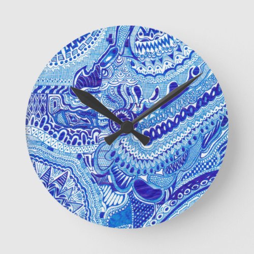 Royal Blue and White Ming style pattern art Round Clock