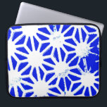 Royal blue geometric pattern laptop sleeve<br><div class="desc">Royal blue and white geometric pattern</div>