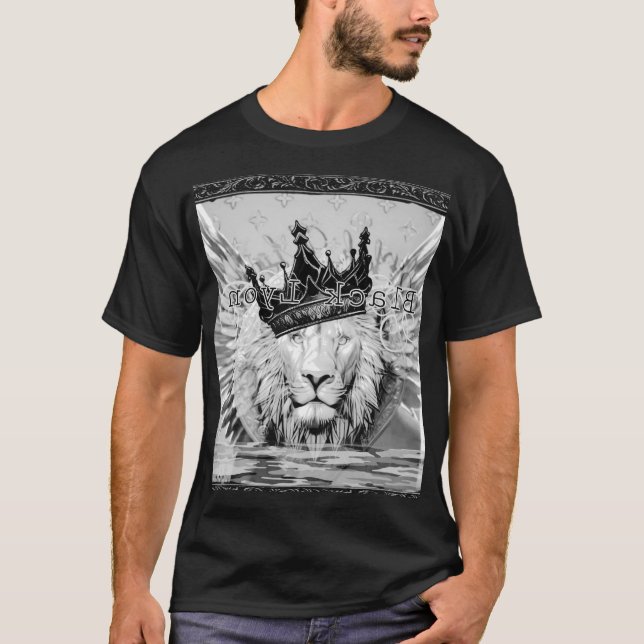 Royal lion  T-Shirt (Front)